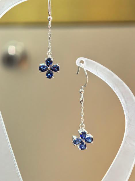 Four-Leaf Clover Earrings - Classic Lustre