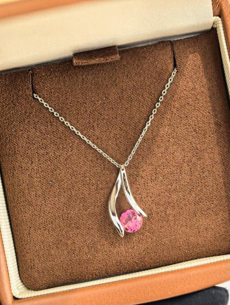 Luxe Heirloom Pendant Necklace - Lotus Pink