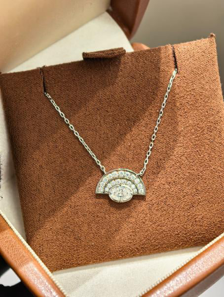 Luxe Heirloom Pendant Necklace - White Moissanite