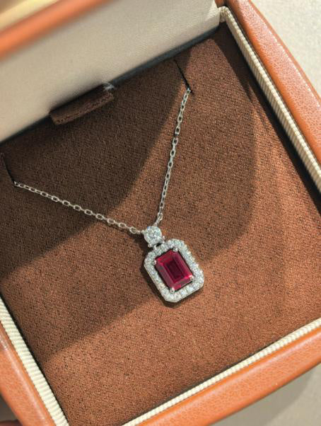 Luxe Heirloom Pendant Necklace - Pigeon Blood Red