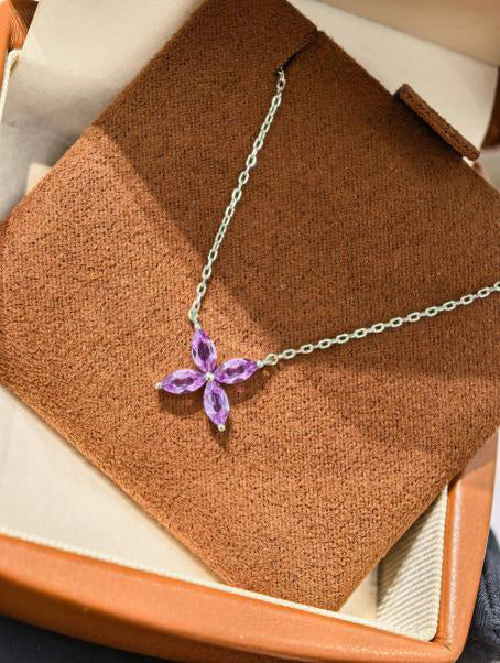 Luxe Heirloom Pendant Necklace - Pink Sapphire