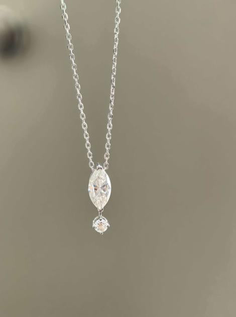 Luxe Heirloom Pendant Necklace - White Moissanite