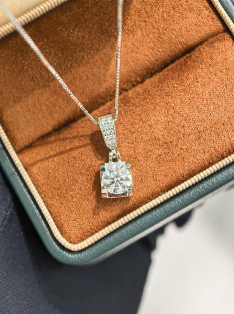 Luxe Heirloom Pendant Necklace Hover Image