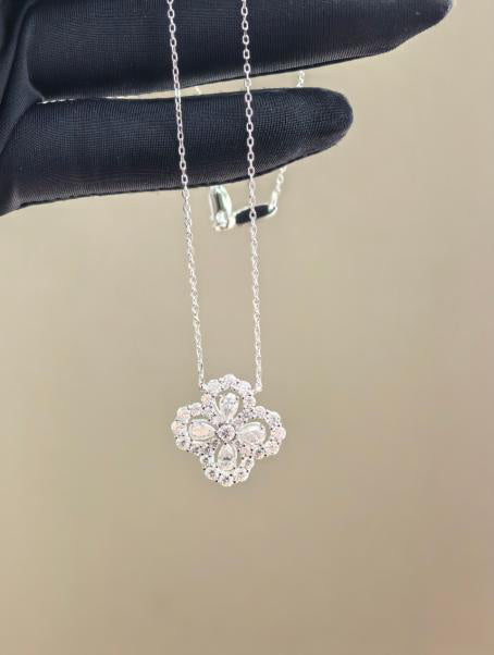 Four-Leaf Clover Pendant Necklace - White Moissanite