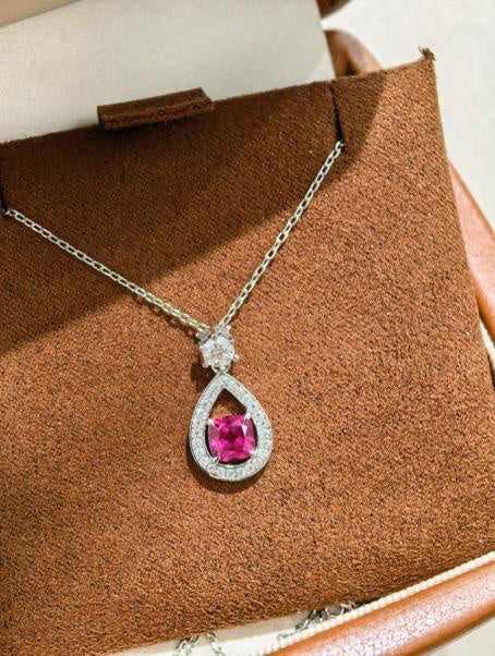 Pear Blue Lab Created Gemstone Droplet Teardrop Moissanite Pendant Necklace 枕形5.0 Main Image