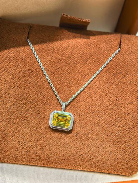 Luxe Heirloom Pendant Necklace - Canary Yellow