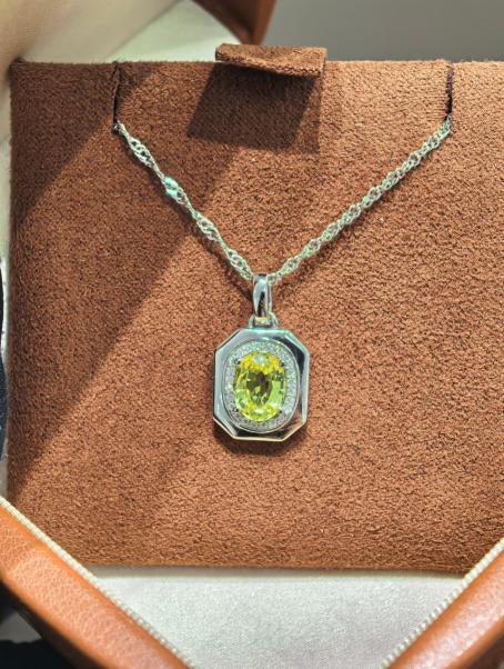 Luxe Heirloom Pendant Necklace - Canary Yellow