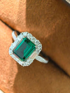 Luxe Heirloom Ring - 赞比亚祖母 绿