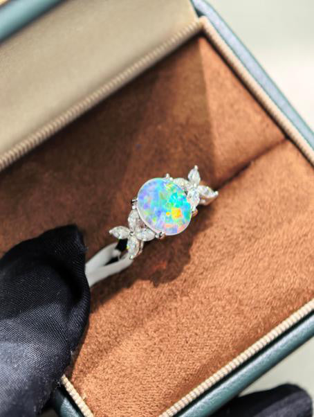 Luxe Heirloom Ring - 欧泊白