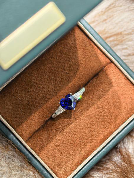 Sweetheart Ring - Royal Blue