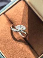 Luxe Heirloom Ring - White Moissanite