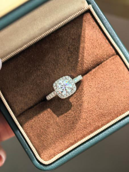 Sugar Cube Ring - White Moissanite