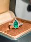 Droplet Teardrop Ring - 哥伦比亚祖 母绿